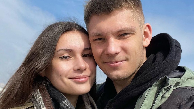 Сказала «так»: учасник Kalush Orchestra з Волині зробив пропозицію коханій на сцені