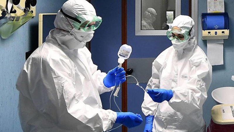 В Україні за добу виявили 6 647 інфікувань коронавірусом, на Волині – 215