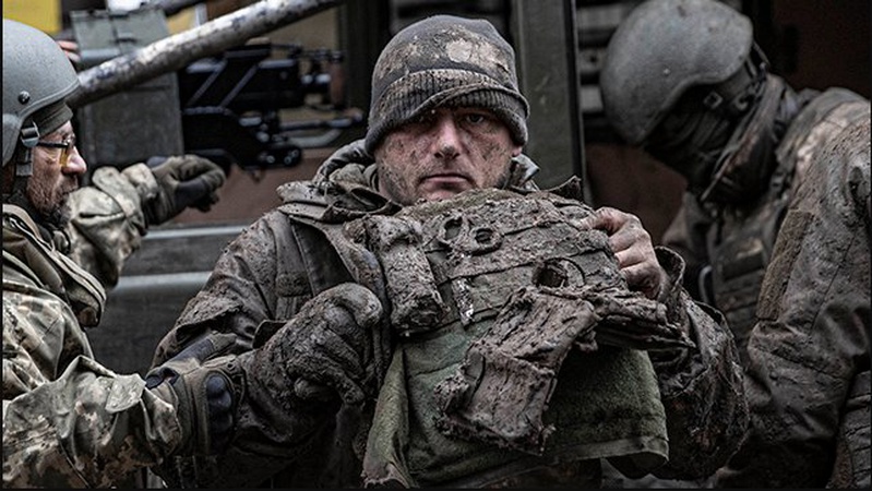 Ворог веде наступ на Бахмутському напрямку і безуспішно намагається атакувати ще на трьох, – Генштаб