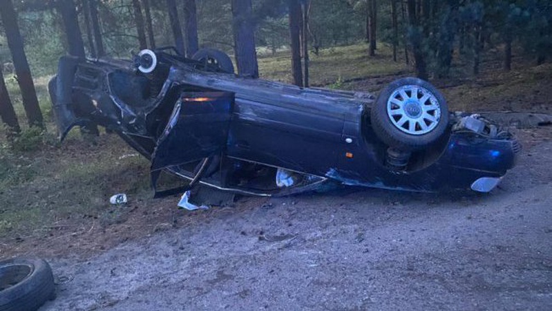 На Волині 18-річний мотоцикліст здійснював обгін і зіткнувся з автівкою: деталі аварії. ФОТО