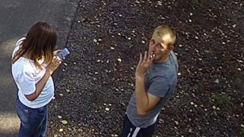 Показали чоловіка, який камінням вбив качку у луцькому парку (ФОТО, ВІДЕО)