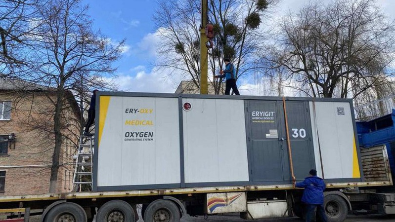 Волинська лікарня отримала кисневу станцію для хворих