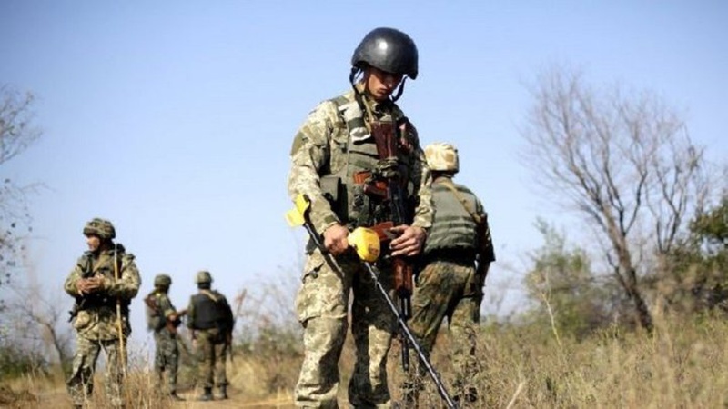 Показали, як працюють сапери з волинської бригади. ВІДЕО