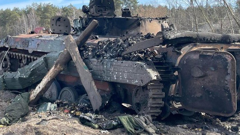 «Тут тільки один вихід – або 200-й, або 300-й»: окупанти скаржаться на великі втрати та боягузтво командирів