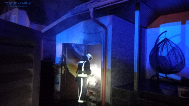 На Волині через коротке замикання сталась пожежа  у приватному господарстві