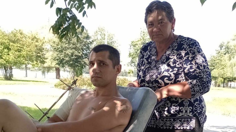 «Якби рука працювала, то, мабуть, повернувся б назад на поле бою»: історія бійця з Волині