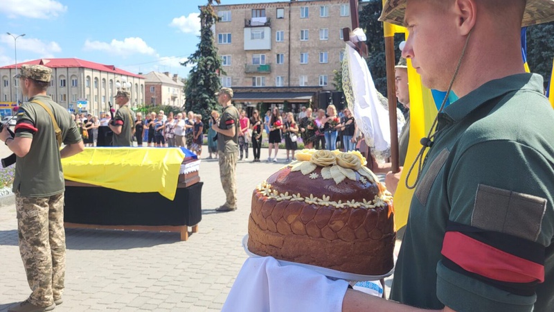 У Ковелі провели в останню путь загиблого Героя