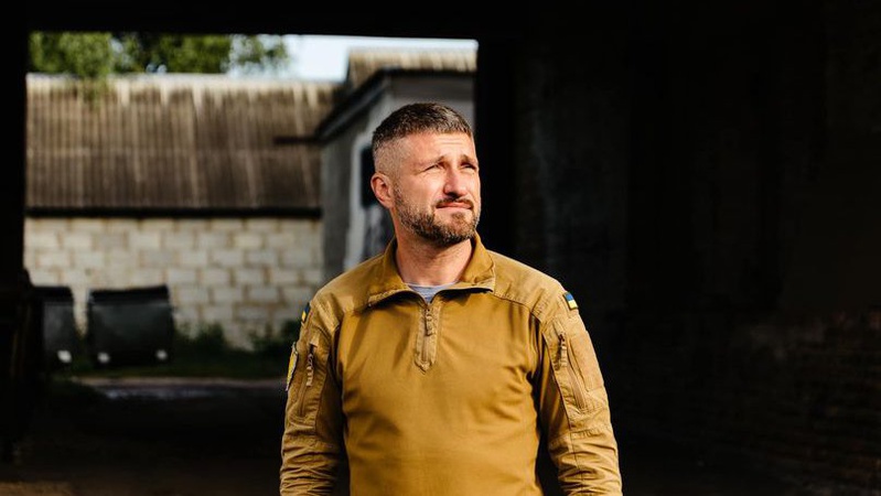 Сьогодні Луцьк зустріне тіло загиблого героя Олександра Мартинюка