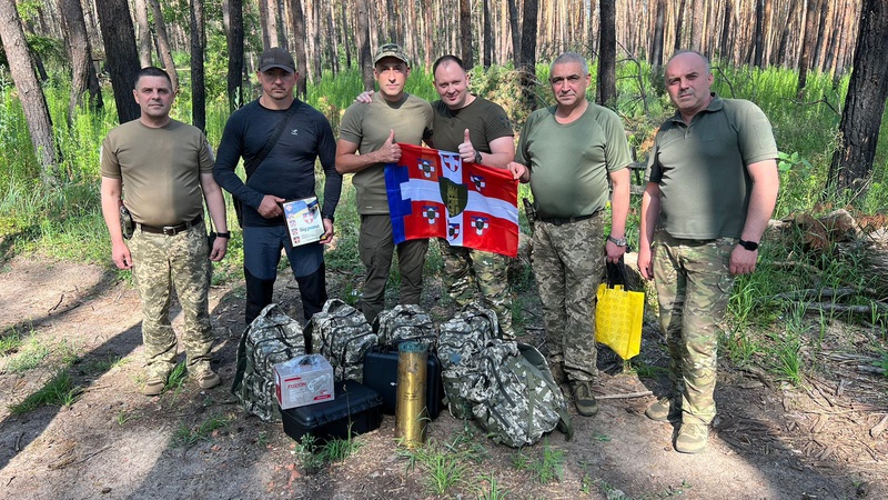 Прокурор Волині їздив на передову до бійців 100 ТрО