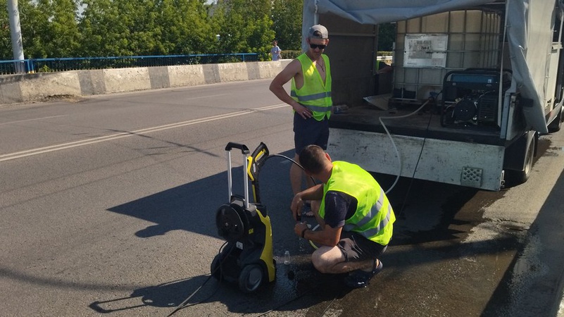 У Луцьку впорядковують міст