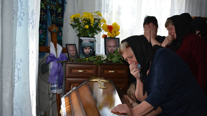 На Волині попрощалися з померлим військовослужбовцем Олександром Бишевичем
