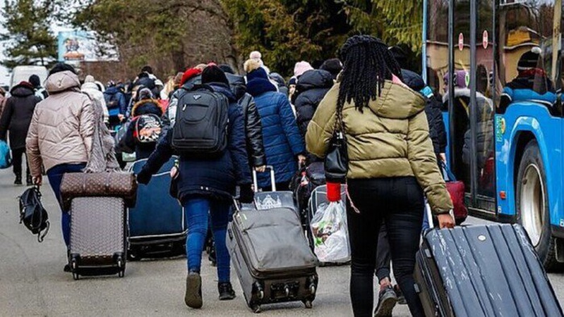 Влада пропонує жителям двох областей евакуюватись