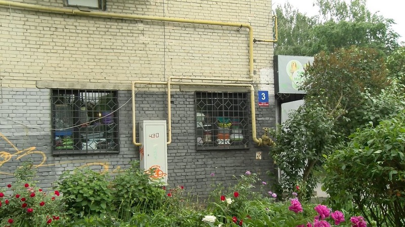 Мешканці луцької багатоповерхівки не можуть потрапити в підвал під час тривоги