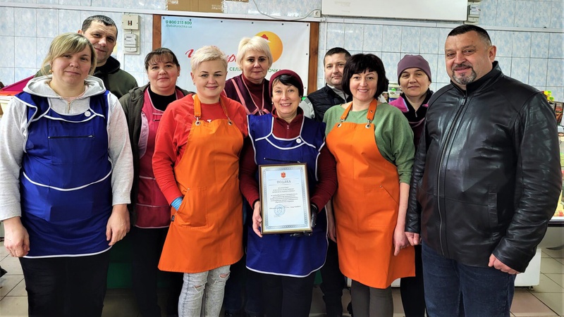 Ковельчани готують для бійців ЗСУ козацьке сало