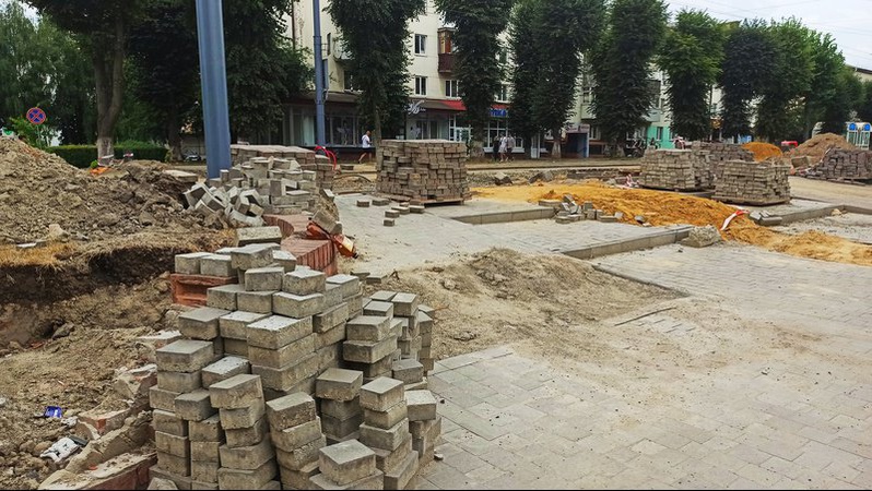 «Хай би приїхав і показав, як нам тут господарювати», – лучанин до департаменту ЖКГ Луцької міськради