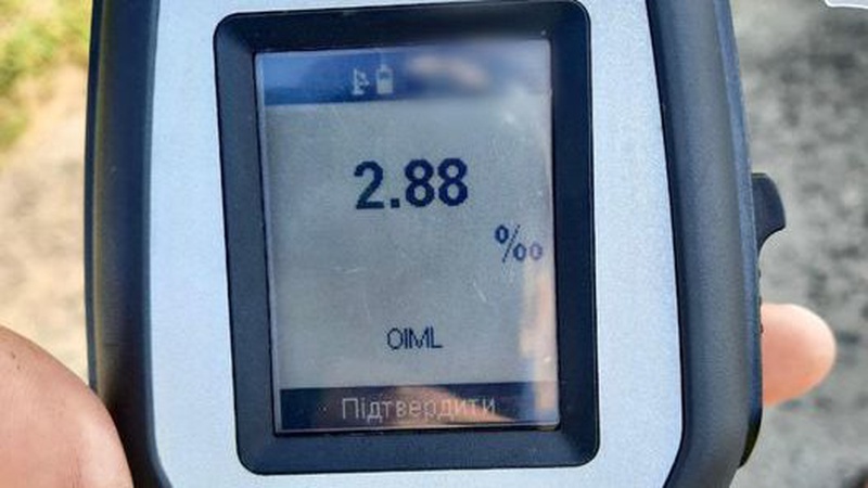 Волинські поліцейські затримали водія, що перевищив швидкість та був у стані алкогольного спʼяніння