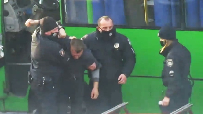 Патрульні прокоментували затримання водія маршрутки у Луцьку