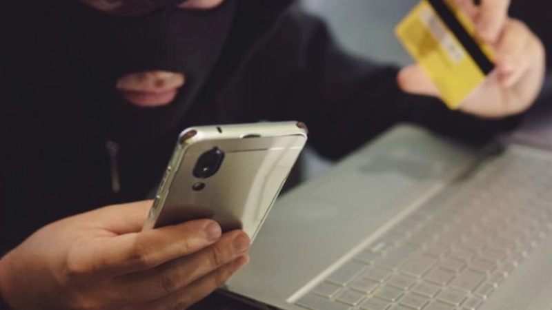 На Волині шахраї виманили в людей 280 тисяч гривень