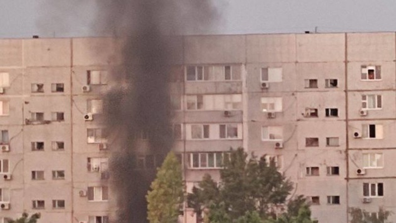 З самого ранку росіяни обстрілюють Енергодар, є постраждалі – мер