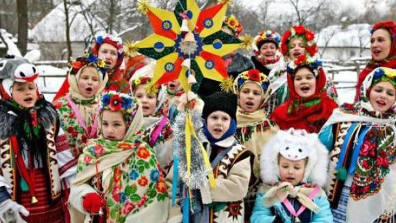 Коли в 2023 році треба ходити колядувати, щедрувати і посівати: не переплутайте дати