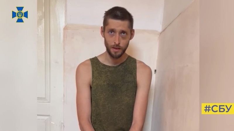 Від помічника продавця до механіка-водія БМП: військовополонений з Луганська розповів як його мобілізували