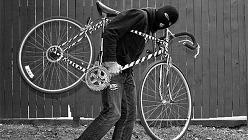 Молодий чоловік викрав у лучанина дороговартісний електровелосипед