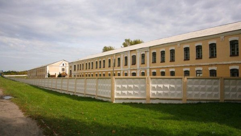 У Володимирі в казармі знайшли мертвим військовослужбовця