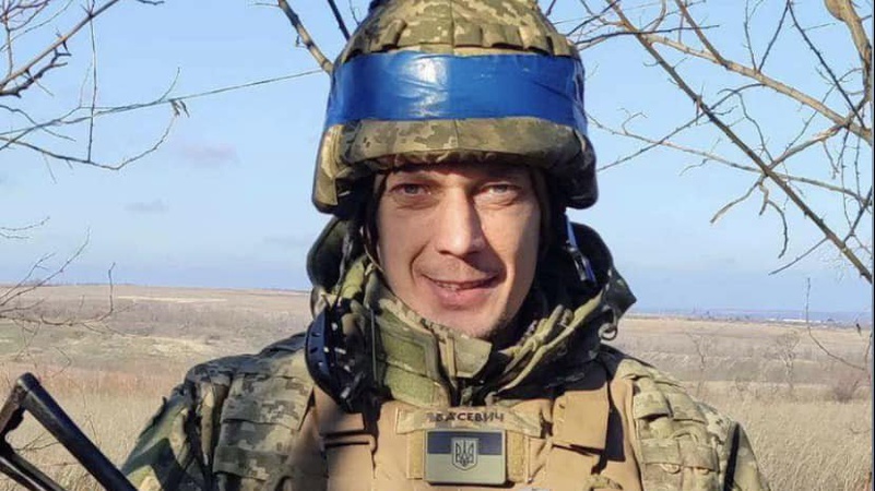 Мешканців Рожищенської громади просять гідно зустріти полеглого Героя Олега Васевича