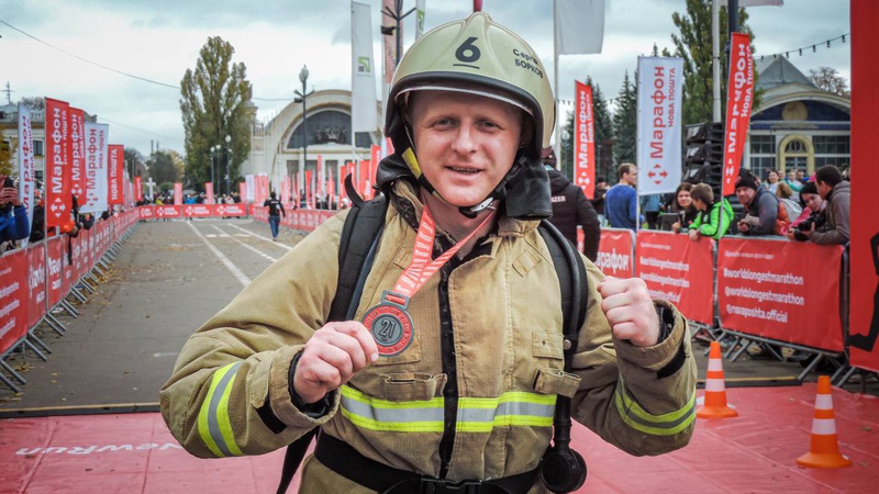 Волинський рятувальник взяв участь у благодійному забігу в Києві
