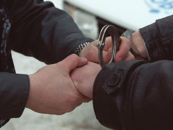 Неповнолітній волинянин побив та обікрав перехожого