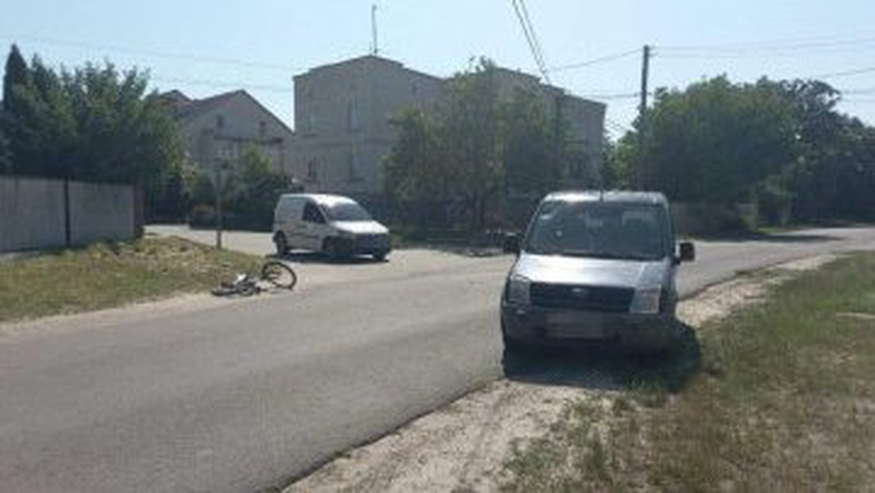 На Волині авто збило 11-річного велосипедиста – дитина у лікарні