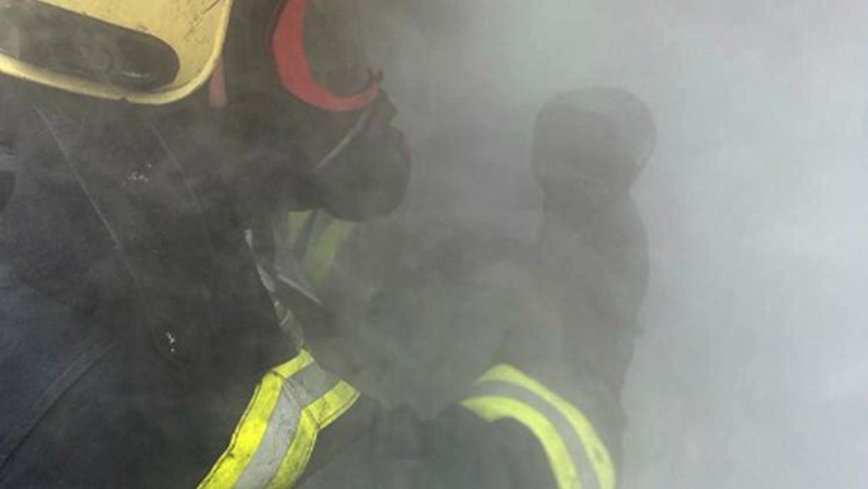 На Волині однорічна дитина зачинилася у квартирі: викликали рятувальників