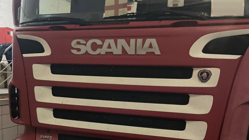 Косметика, засоби гігієни і пряжа: через «Ягодин» серед «гуманітарки» везли котрабанду на 3 мільйони