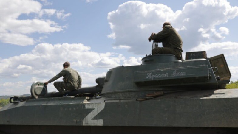 Окупанти примусово вивозять мешканців Харківщини до таборів у росії