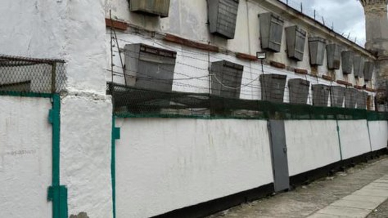 Окупанти захопили СІЗО у Херсоні та готують його для ув’язнення містян