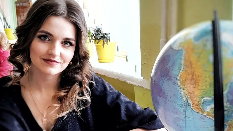 Волинянка олівцем і пензлем заробляє кошти для перемоги