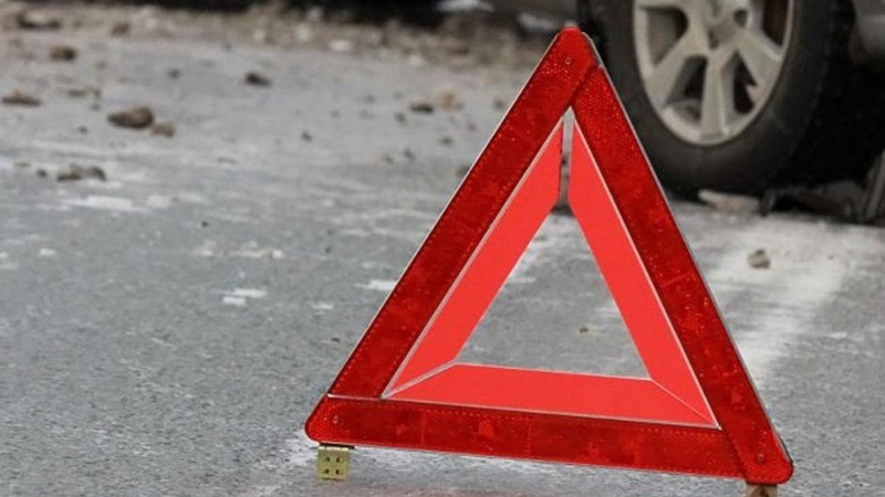 Перекинувся бус: на Волині внаслідок ДТП постраждало 8 людей