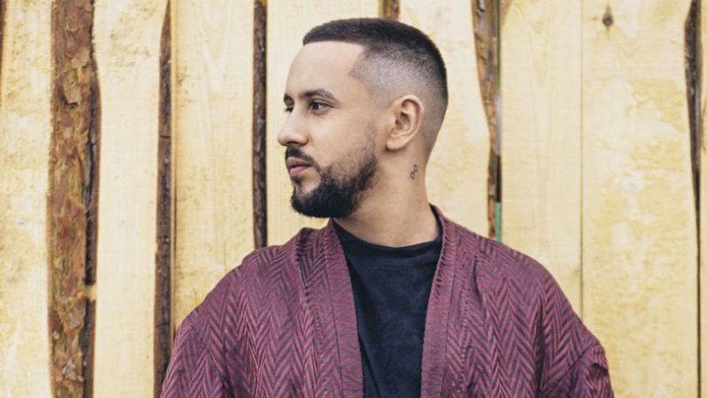 Монатік розповів, як ночував на вокзалі і як ішов до успіху