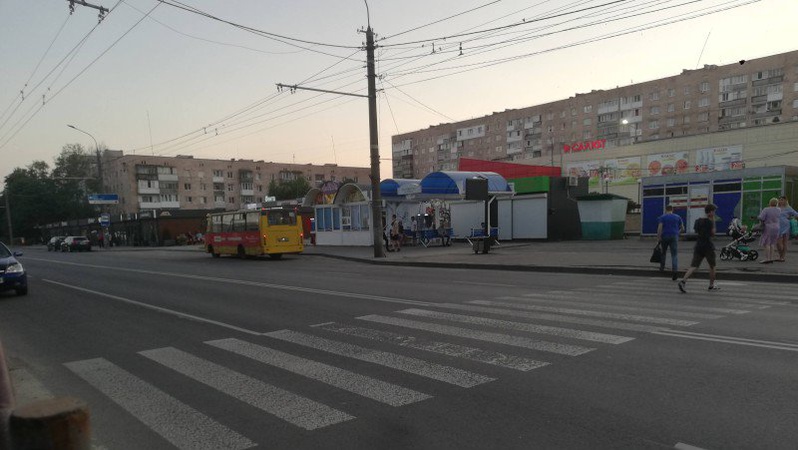 Лучанка просить  встановити світлофор біля небезпечного переходу