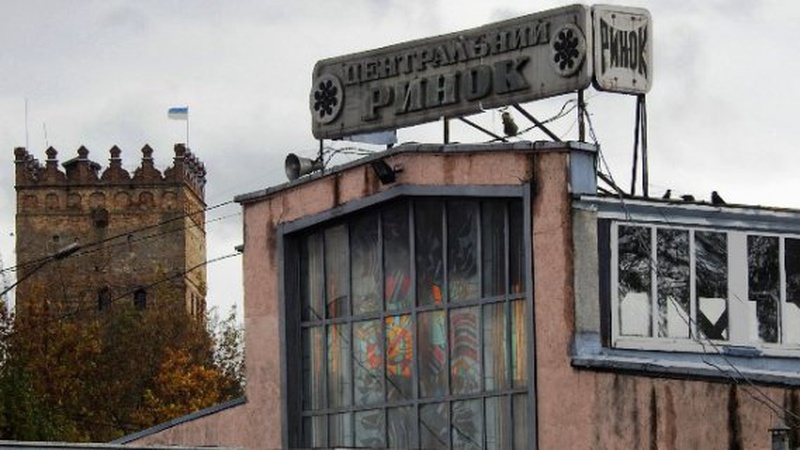 Чи справді підприємці переїжджають з Нового ринку назад на Центральний