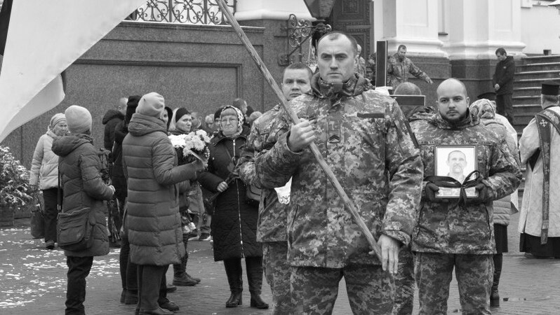 Луцьк провів в останню путь загиблого захисника Віктора Анченка. ФОТО