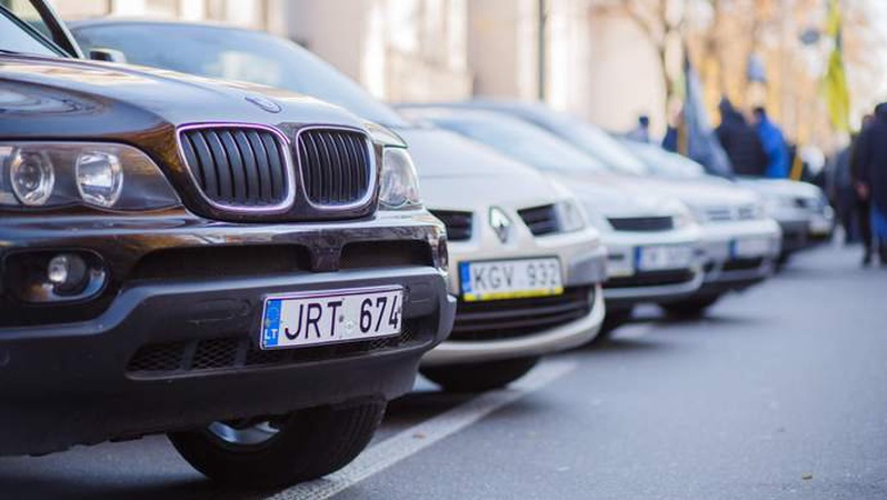 Чи потрібно розмитнювати биті «євробляхи» і який загрожує штраф