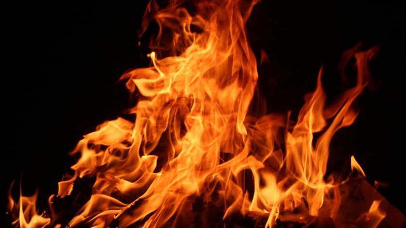 У селі на Волині горіла господарська споруда