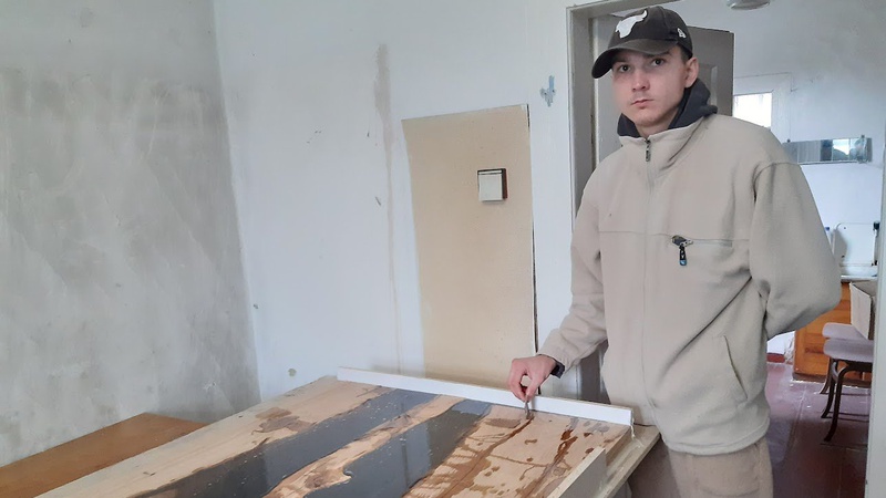 У 15 років вже виконував серйозні замовлення: майстер з Волині створює унікальні предмети інтер’єру