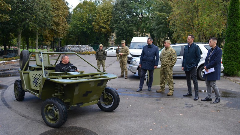 Волинським прикордонникам подарували всюдихід-багі