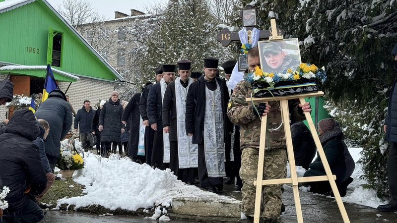 Волиняни попрощались з воїном, який загинув ще наприкінці січня на Запоріжжі