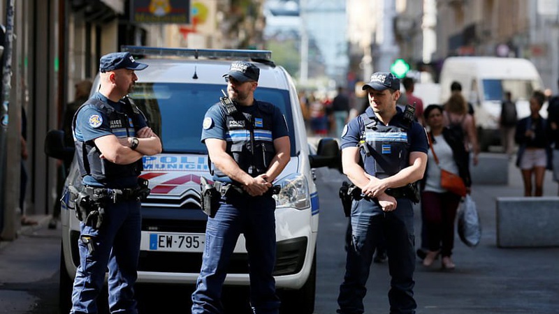 В Італії українка влаштувала дебош й побила поліціянта