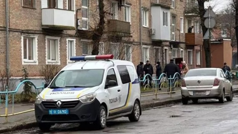 У багатоповерхівці на Волині знайшли тіло чоловіка