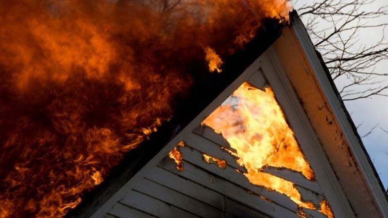 На Волині загорівся житловий будинок