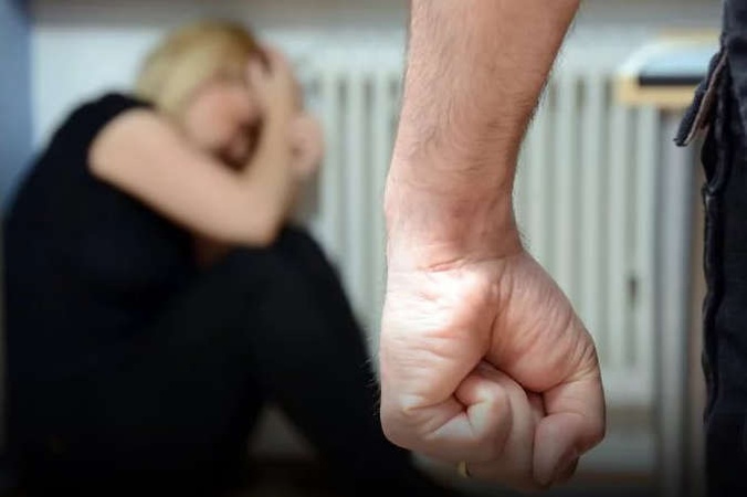 Волинянин, напившись, побив матір: що йому за це буде